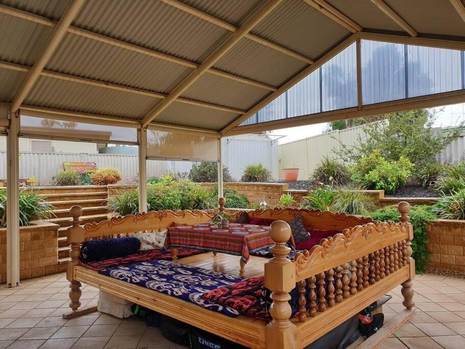 Spacious Holiday Home - Waikerie Exterior photo