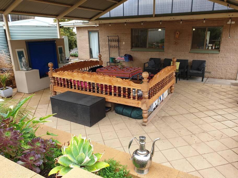 Spacious Holiday Home - Waikerie Exterior photo