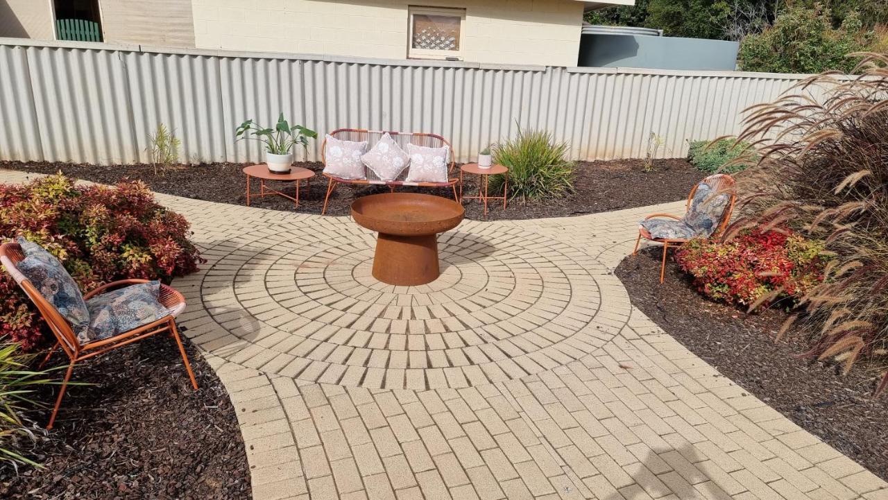 Spacious Holiday Home - Waikerie Exterior photo